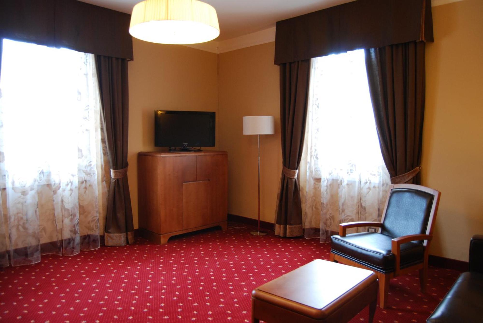 Hotel Milano Pool & Garden Salice Terme Eksteriør bilde